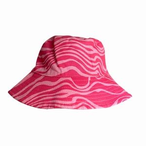 Benefit Cosmetics | Reversible Pink Swirl Bucket Hat | Benefit accessories